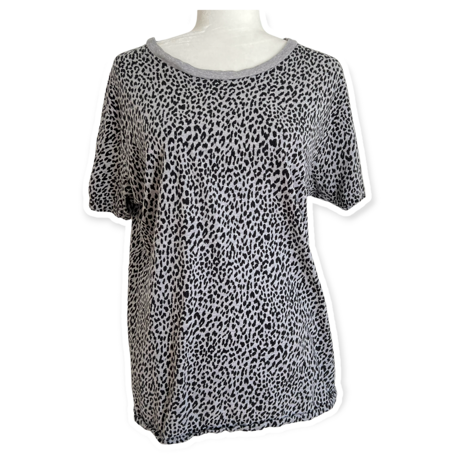 Saint Laurent Gray Black Leopard Print Tee